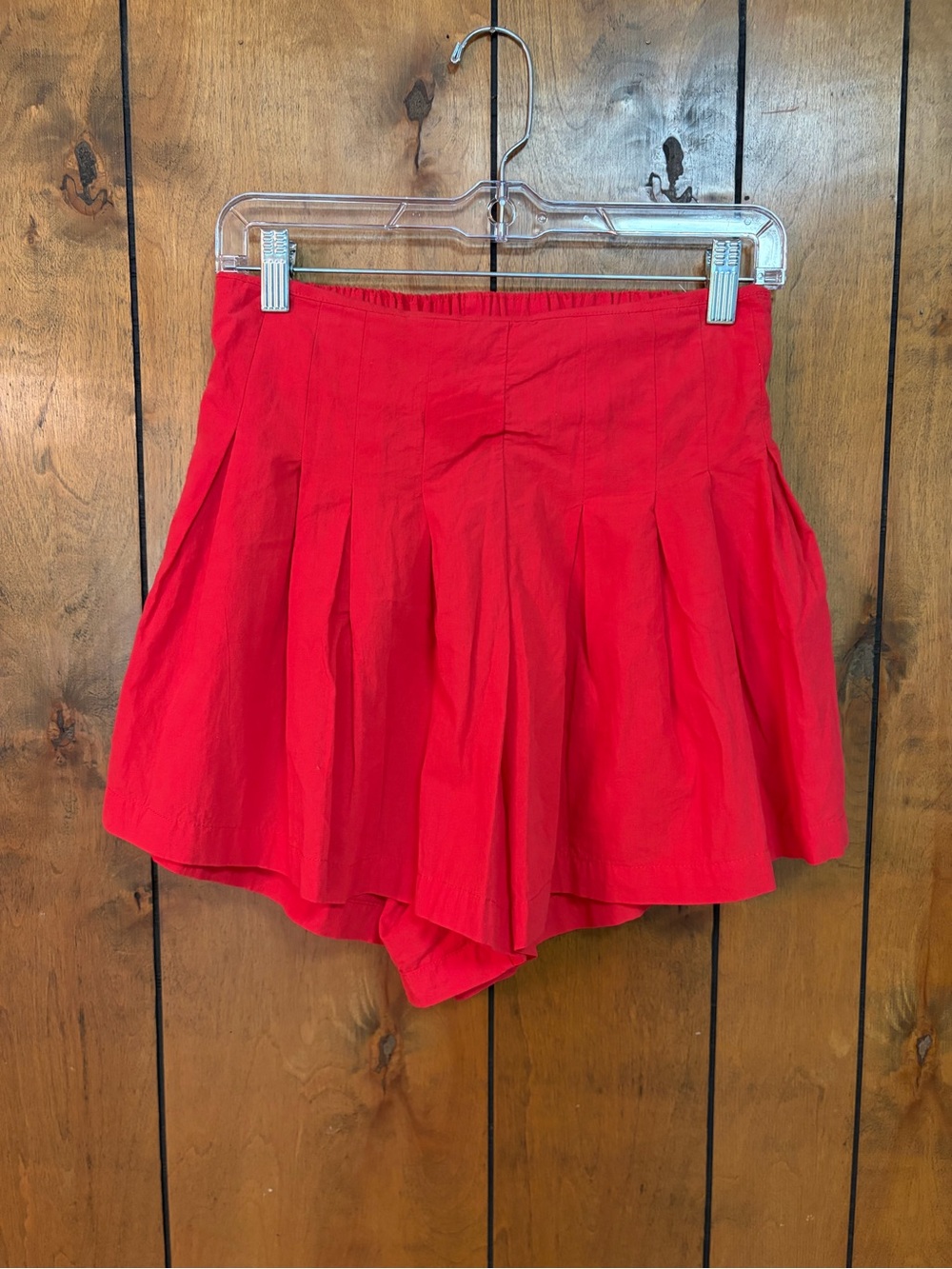 En Saison Red Pleated High-Waist Skort Shorts